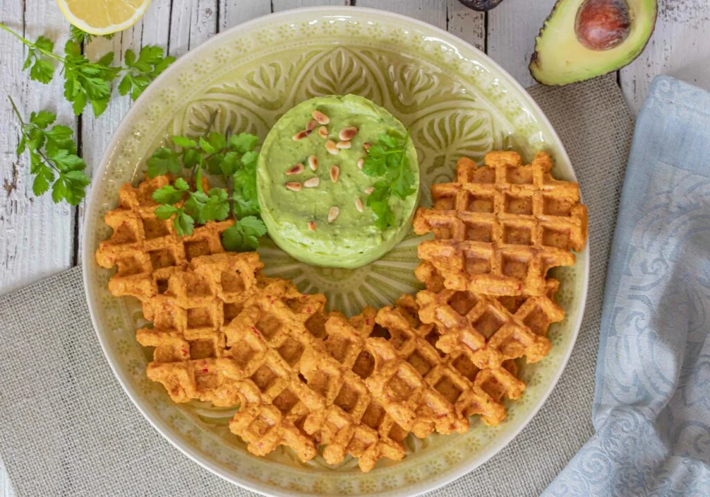 Sweet potato waffles with guacamole 2 Zoete aardappel wafel met guacamole 1.6