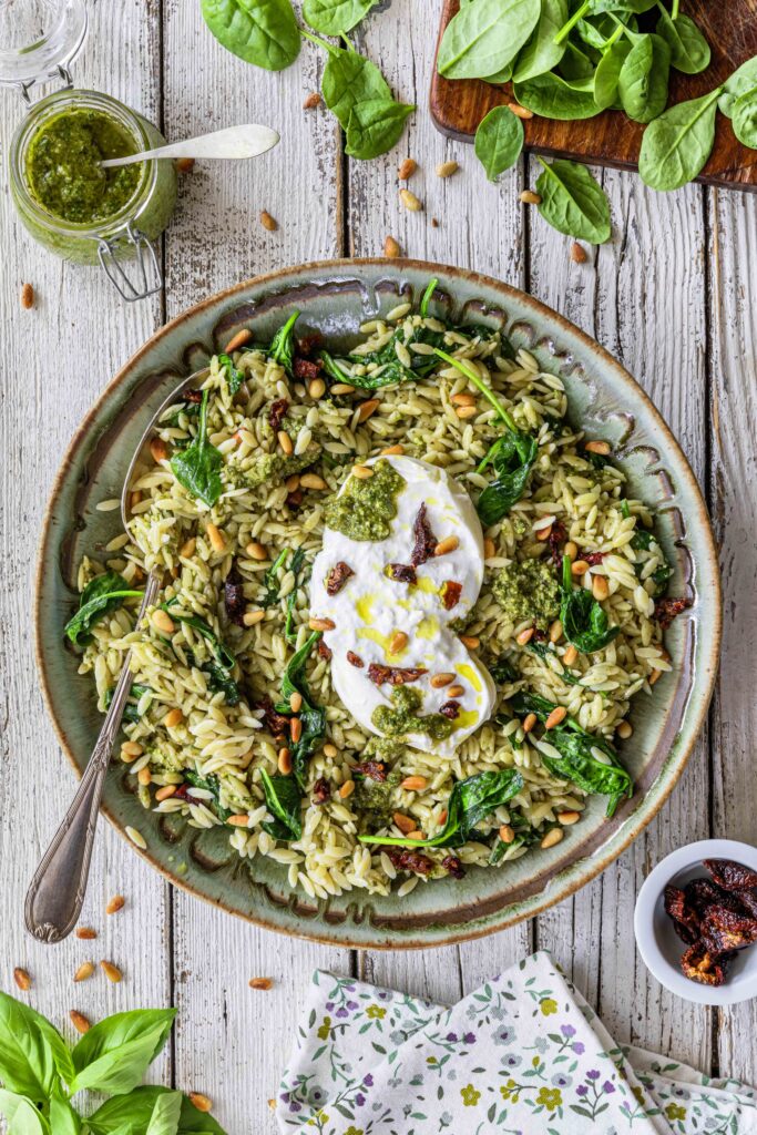 Orzo pasta with eggplant, spinach, tomato and egg 5 Orzo with pesto, Burrata cheese and spinach