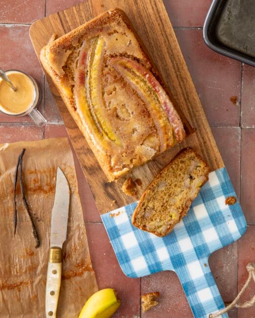 Bananencake met gember